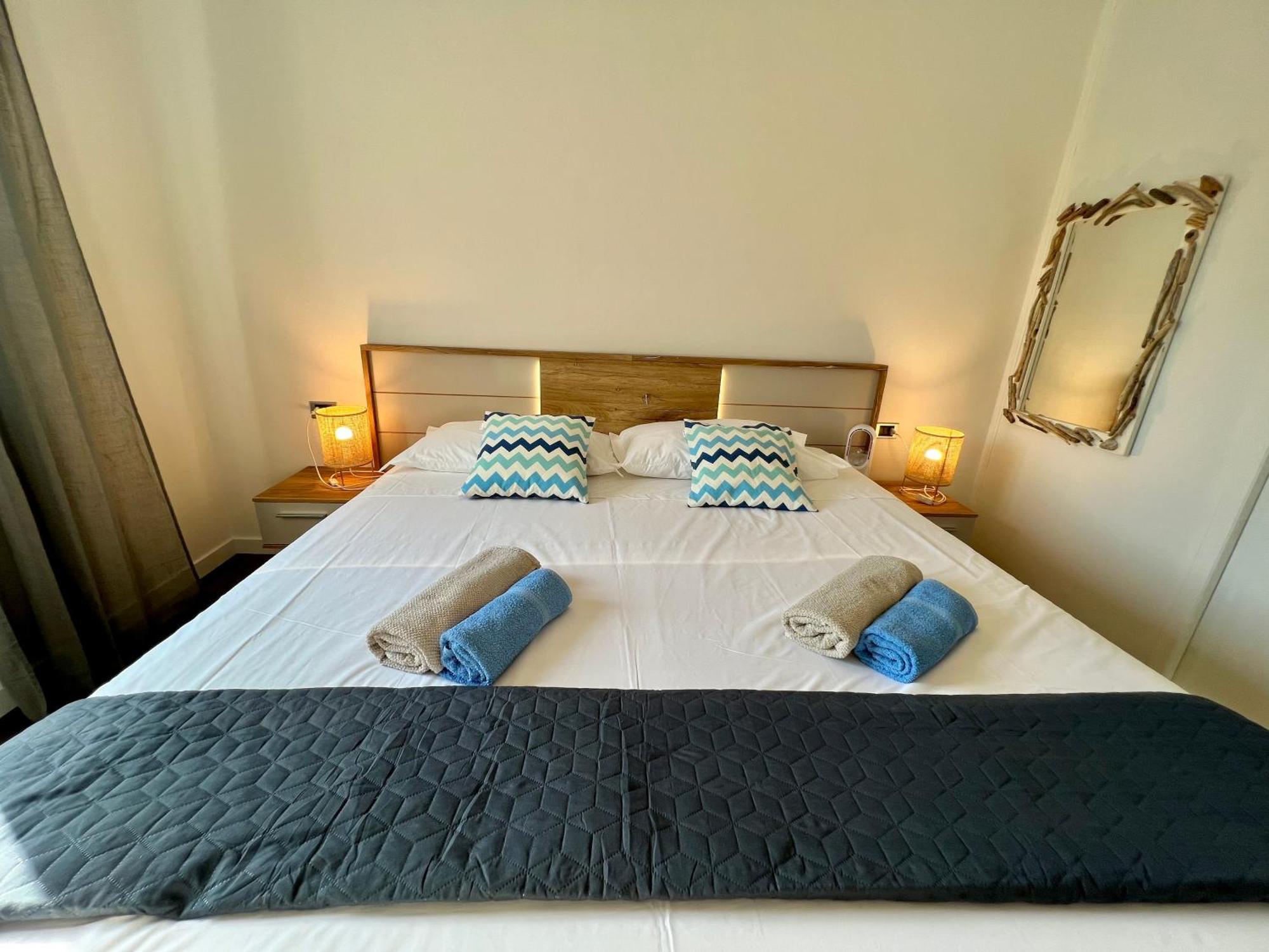Vila Vera Seafront Apartments ซูมาร์ติน ภายนอก รูปภาพ